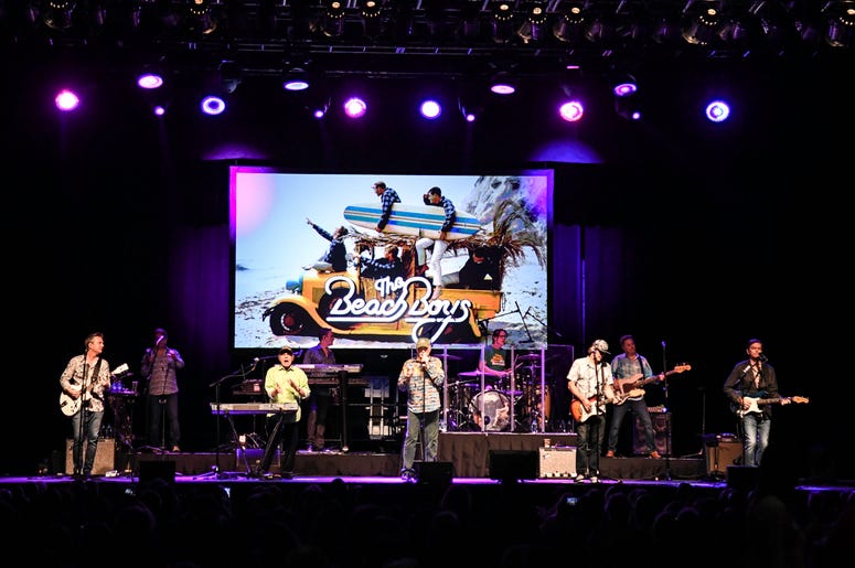 Beach_Boys_Entercom_WMXJ_The_Beach_Miami_102_7