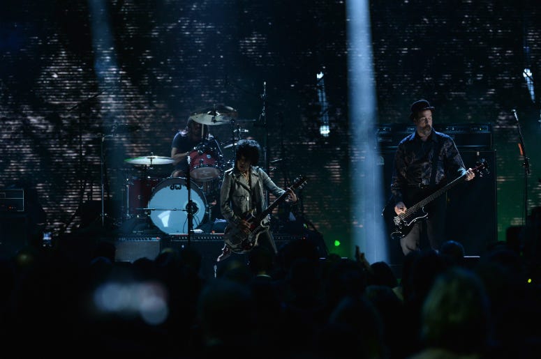 Joan Jett (C) performs with Dave Grohl and Krist Novoselic of Nirvana Joan Jett (C) performs with Dave Grohl and Krist Novoselic of Nirvana