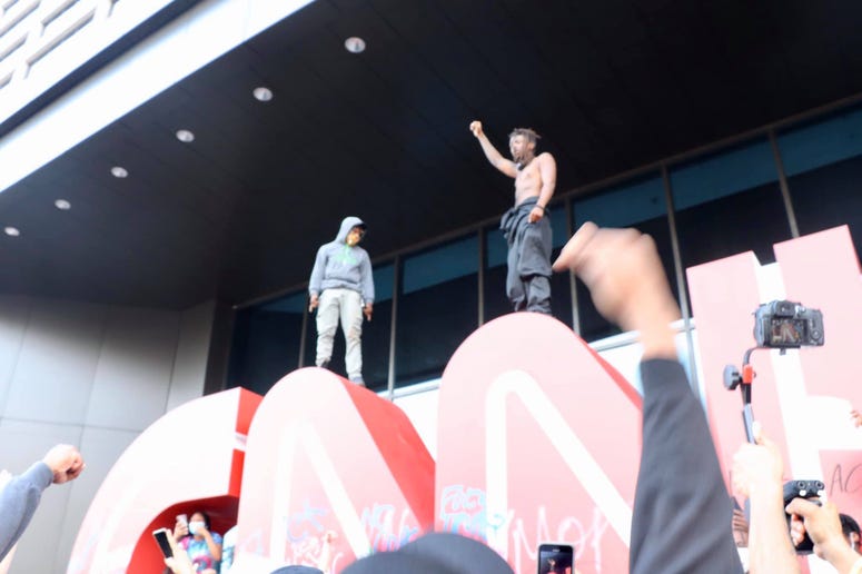 Protesters Damage CNN Bldg_1_Amanda Cooper.jpg