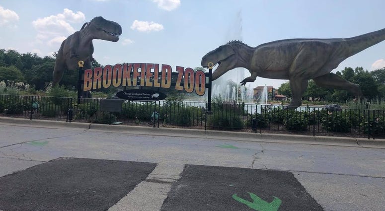 Dinos Everywhere! at Brookfield Zoo Dinos Everywhere! at Brookfield Zoo