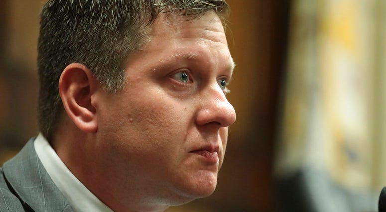 Chicago police officer Jason Van Dyke testifies on Tuesday, Oct. 2, 2018, during his first degree murder trial for the shooting death of Laquan McDonald at the Leighton Criminal Court Building in Chicago.