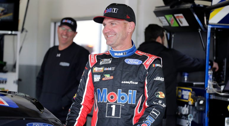 NASCAR funnyman Bowyer expands Fox gig