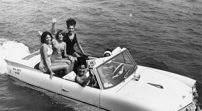Beauty Queens in Car 1966