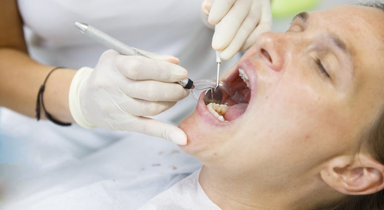 Dentist Dentist