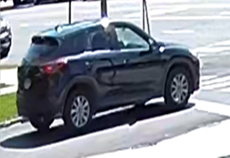 Authorities are looking for a vehicle from which someone fatally shot a man July 2, 2020, in the 800 block of East 87th Place. Authorities are looking for a vehicle from which someone fatally shot a man July 2, 2020, in the 800 block of East 87th Place.