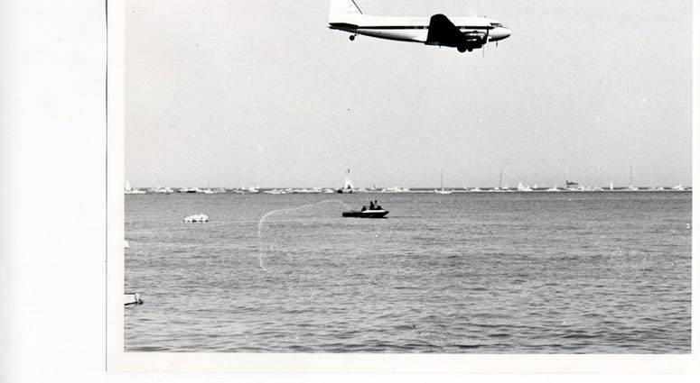 US Army Golden Knights Plane 1970