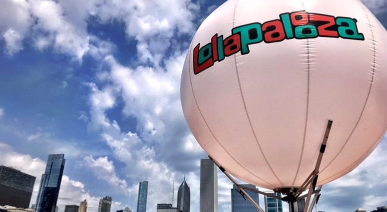 Day One Lollapalooza: Long Lines, Thousands Of Music Fans