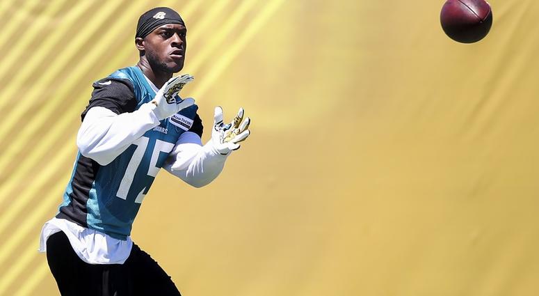 May 26, 2017; Jacksonville, FL, USA; Jacksonville Jaguars wide receiver Allen Robinson (15) works out during organized team activities at Everbank Field.
