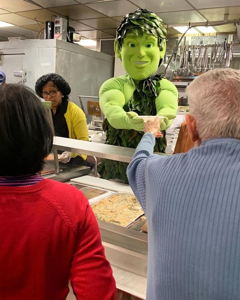The entirety of the record-breaking green bean casserole will be served to 3,000 older New Yorkers through Citymeals on Wheels The entirety of the record-breaking green bean casserole will be served to 3,000 older New Yorkers through Citymeals on Wheels