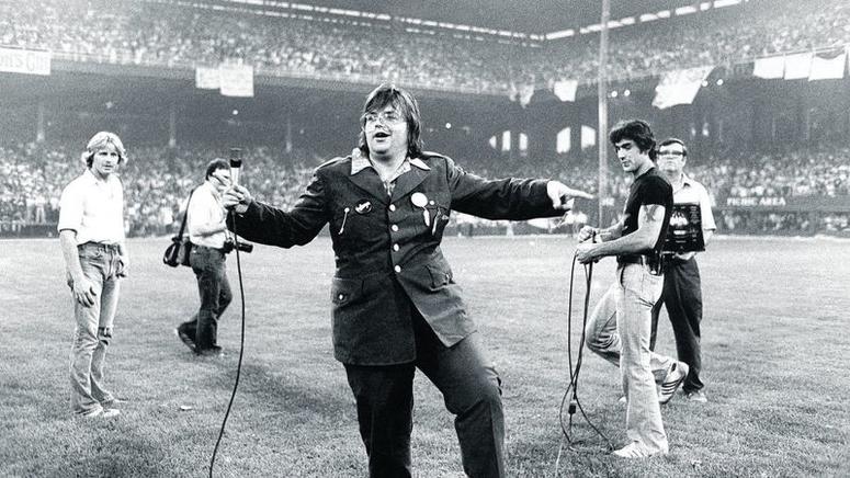 WLUP disc jockey Steve Dahl at Comiskey Park during the 1979 Disco Demolition event, which got out of hand and resulted in the Sox forfeiting a game. WLUP disc jockey Steve Dahl at Comiskey Park during the 1979 Disco Demolition event, which got out of hand and resulted in the Sox forfeiting a game.