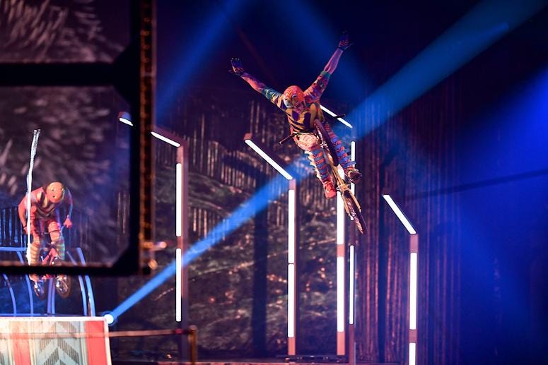 VOLTA, Cirque du Soliel's big top show VOLTA, Cirque du Soliel's big top show