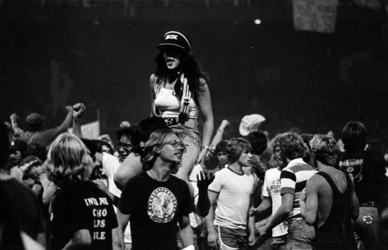 The evening got off to a bad start when 15,000 too many fans showed up at Comiskey Park and were unable to buy tickets on July 12, 1979. The evening got off to a bad start when 15,000 too many fans showed up at Comiskey Park and were unable to buy tickets on July 12, 1979.