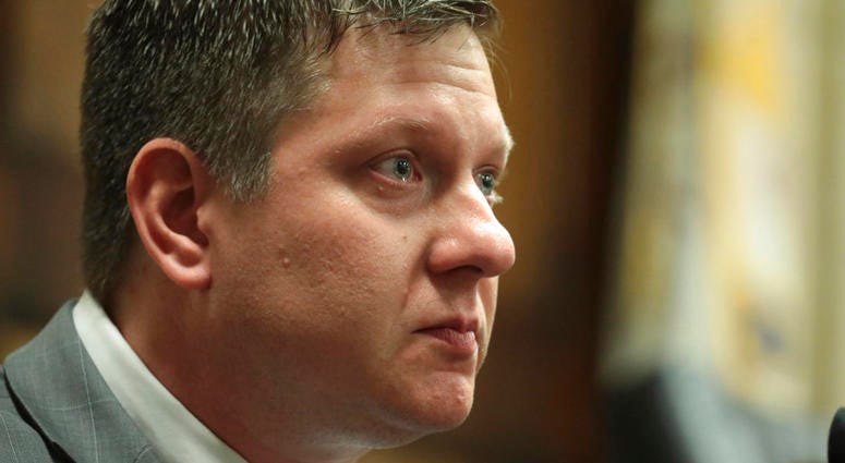 Chicago police officer Jason Van Dyke testifies on Tuesday, Oct. 2, 2018, during his first degree murder trial for the shooting death of Laquan McDonald at the Leighton Criminal Court Building in Chicago.