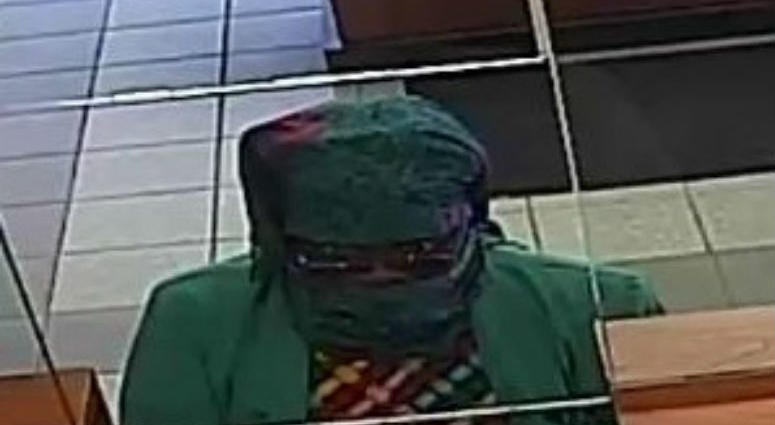 Surveillance image of the suspect in a bank robbery Aug. 15, 2019, at the Byline Bank at 8400 Skokie Blvd. in Skokie. Surveillance image of the suspect in a bank robbery Aug. 15, 2019, at the Byline Bank at 8400 Skokie Blvd. in Skokie.