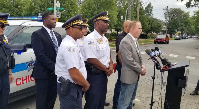 Deputy Chief Brendan Deenihan of the Detective Bureau who oversees the fugitive unit outlines the apprehension of Michael Blackman. Deputy Chief Brendan Deenihan of the Detective Bureau who oversees the fugitive unit outlines the apprehension of Michael Blackman.