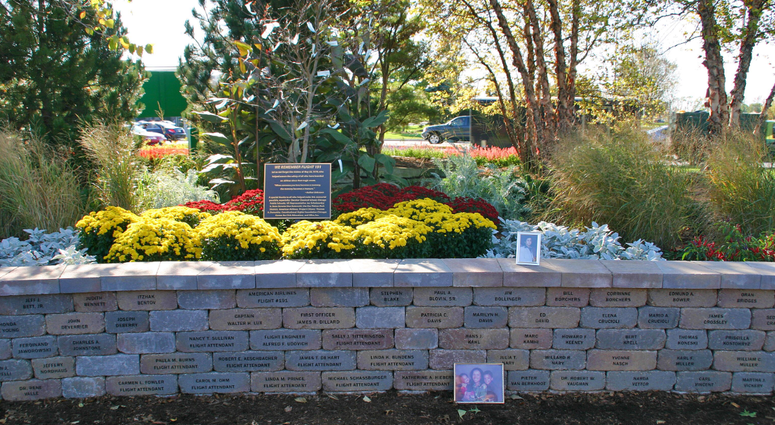 Flight 191 Memorial Flight 191 Memorial