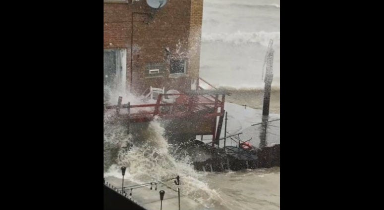 Some Rogers Park residents with apartments and homes along the lakefront are used to seeing powerful waves on Lake Michigan, but this week they’ve been extraordinary. Some Rogers Park residents with apartments and homes along the lakefront are used to seeing powerful waves on Lake Michigan, but this week they’ve been extraordinary.