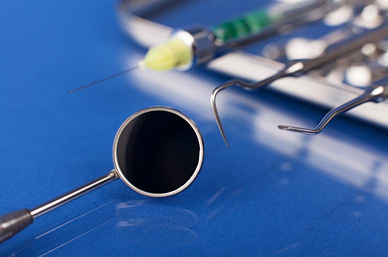 Dentist Dentist