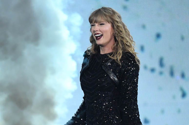 Aug 18, 2018; Miami, FL, USA; Recording artist Taylor Swift performs at the Hard Rock Stadium. Taylor Swift performing in concert
