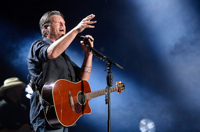 Blake Shelton performs at the 2018 CMA Music Fest at Nissan Stadium Blake Shelton performs at the 2018 CMA Music Fest at Nissan Stadium