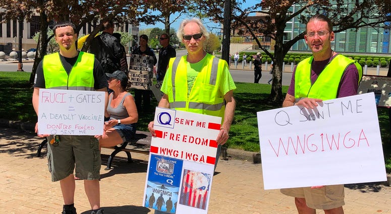 Protesters at Niagara Square want New York to reopen entirely. May 21, 2020 (WBEN Photo/Mike Baggerman) Protesters at Niagara Square want New York to reopen entirely. May 21, 2020 (WBEN Photo/Mike Baggerman)