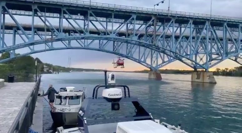 search for a missing swimmer in Niagara River