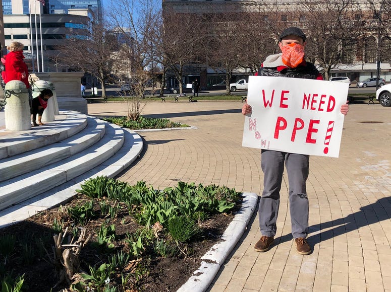 Healthcare Workers Protest in Niagara Square