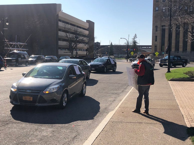 Healthcare Workers Protest in Niagara Square