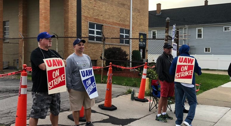 UAW Workers strike at the Tonawanda Engine Plant. September 16, 2019 (WBEN Photo/Mike Baggerman)