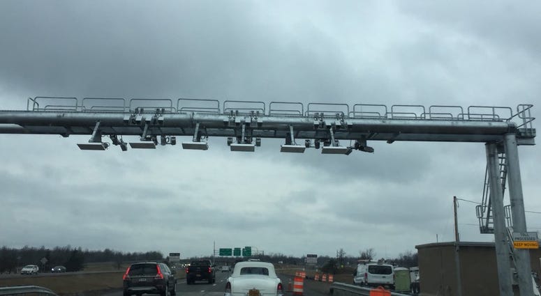 The cashless toll gantry beyond the South Grand Island Bridge on the 190-N (WBEN Photo/Mike Baggerman)