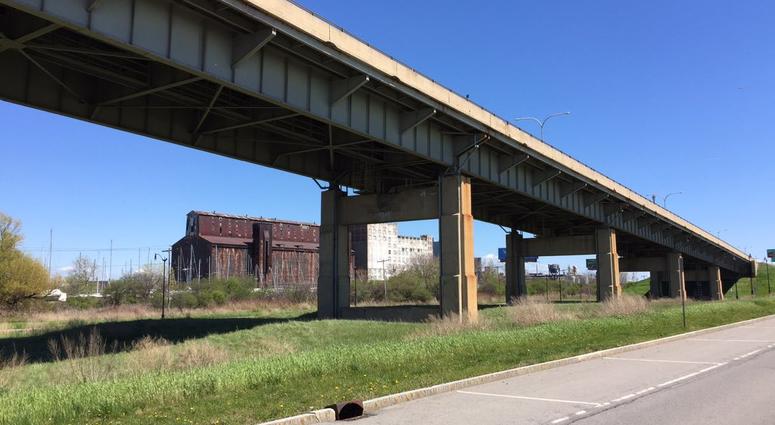 The Skyway from the Outer Harbor (WBEN Photo/Mike Baggerman)