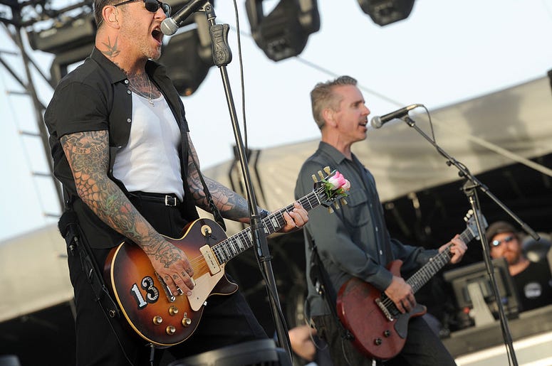 Social Distortion