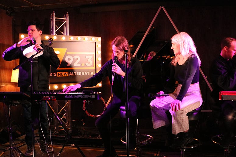 Shaed Perform at ALT 92.3 Pop Up Sessions