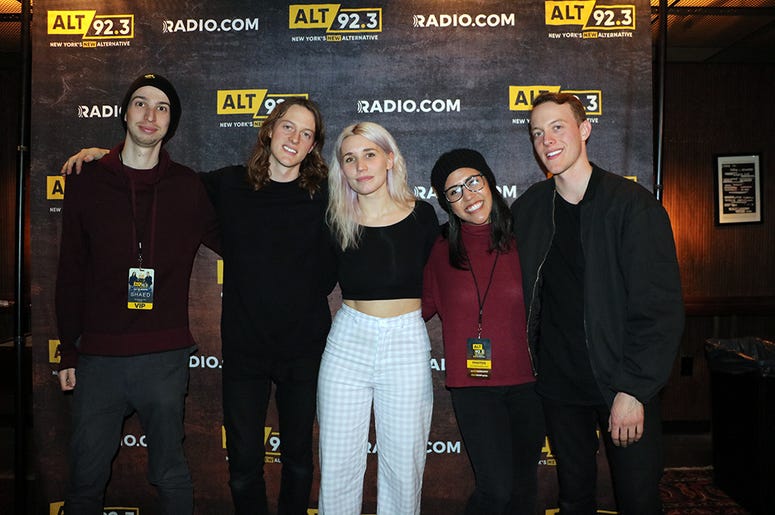 Shaed Meet Fans at ALT Pop Up Sessions