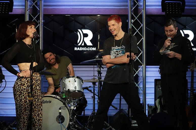 GROUPLOVE Performs at ALT 92.3 Pop Up Sessions in NYC