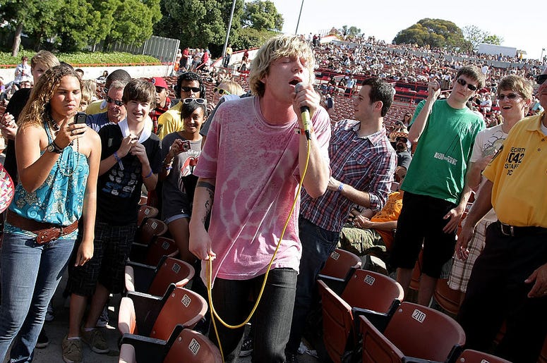 Matt Shultz of Cage the Elephant Matt Shultz of Cage the Elephant