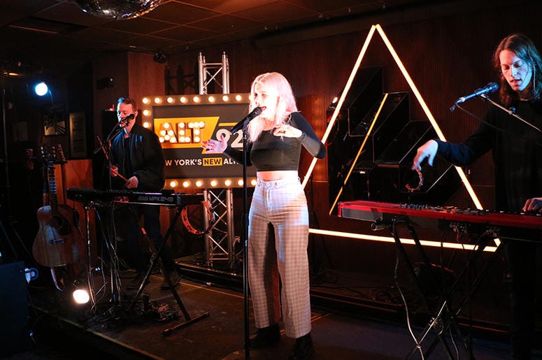 Shaed Perform at ALT Pop Up Sessions