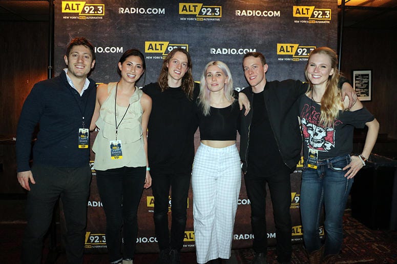 Shaed Meet Fans at ALT Pop Up Sessions