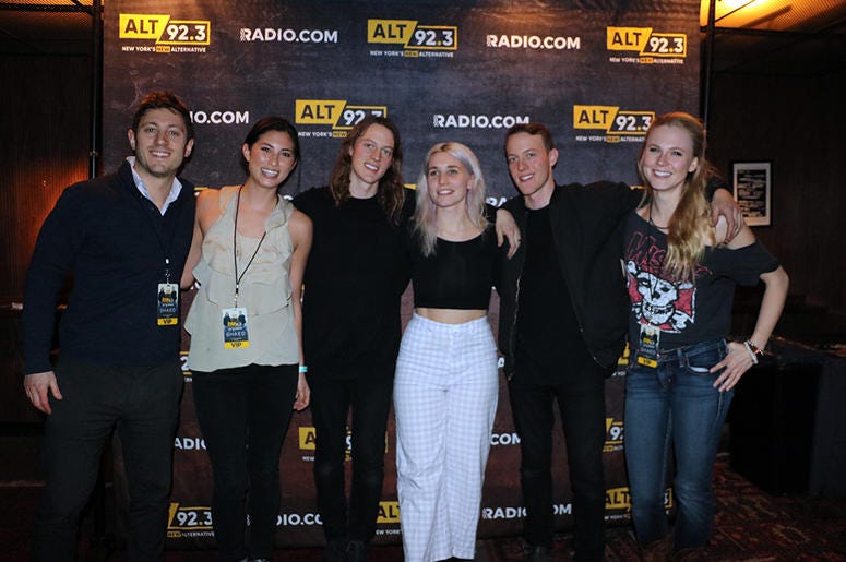 Shaed Meet Fans at ALT Pop Up Sessions