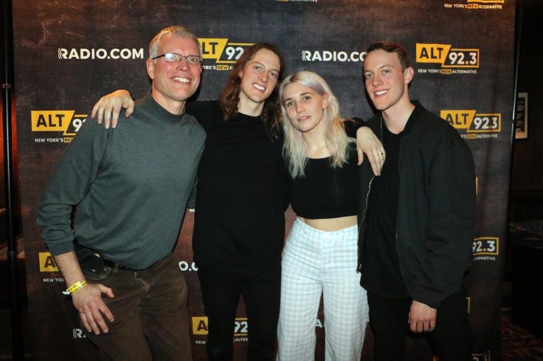 Shaed Meet Fans at ALT Pop Up Sessions