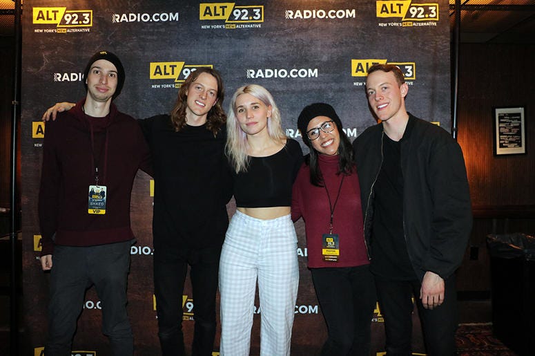 Shaed Meet Fans at ALT Pop Up Sessions
