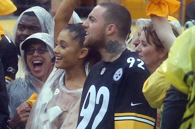 Mac Miller attends a Steelers game in 2017