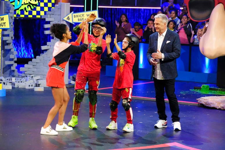 Marc Summers with contestants on the game show "Double Dare" Marc Summers with contestants on the game show "Double Dare"