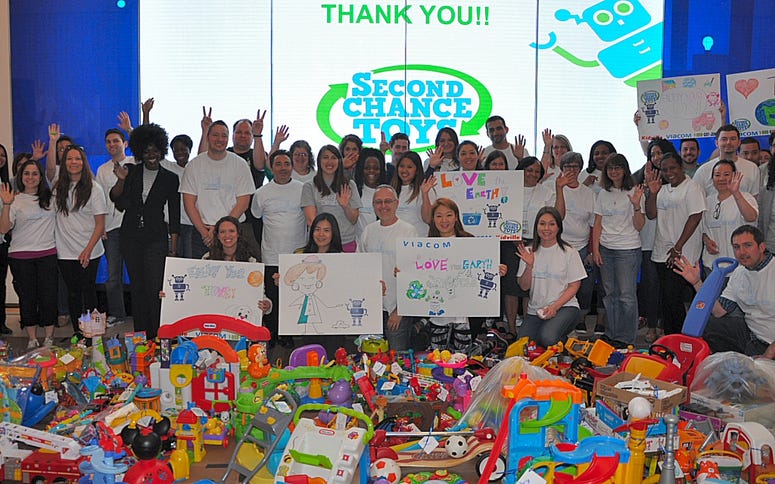 Second Chance Toys Volunteers from Viacom
