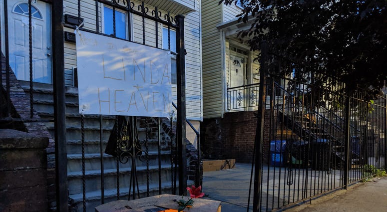 The home where the mother and daughter were found. Bronx murder attempted suicide