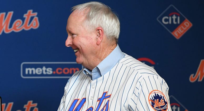New York City Mayor Bill de Blasio presents Rod Gaspar of the 1969 Mets championship team with a key to the city as part of the Mets' 1969 50th Anniversary Celebration before the start of a game against the Braves at Citi Field on Saturday, June 29, 2019. Rod Gaspar