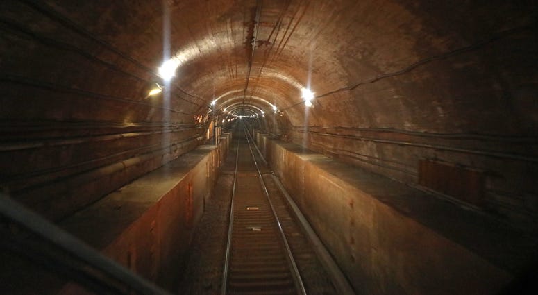 The North River Tunnel seen from a train traveling to New York's Penn Station Feb. 26, 2020. Hudson River Tunnel / Gateway