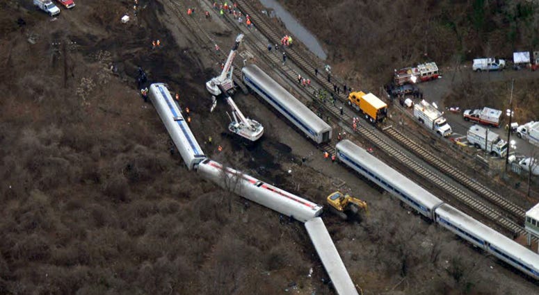 2013 Metro-North crash in the Bronx 2013 Metro-North crash