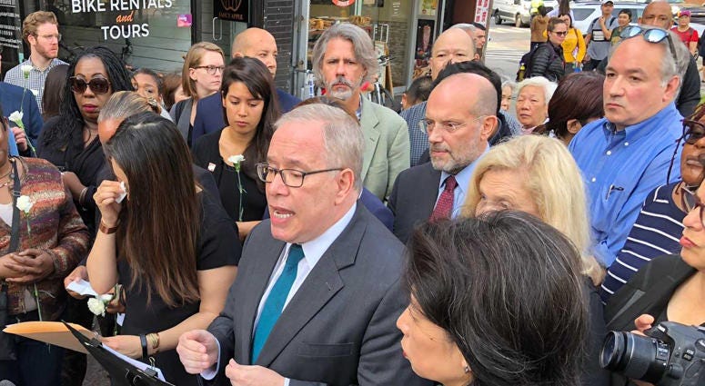 Rep. Carolyn Maloney standing behind Scott Stringer at an event in Chinatown. Rep. Carolyn Maloney