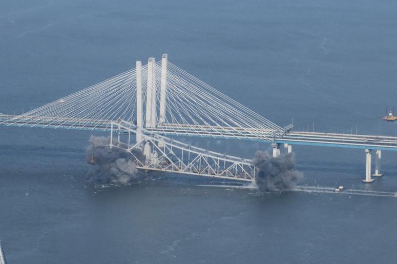 The bridge goes down in smoke. Tappan Zee Bridge